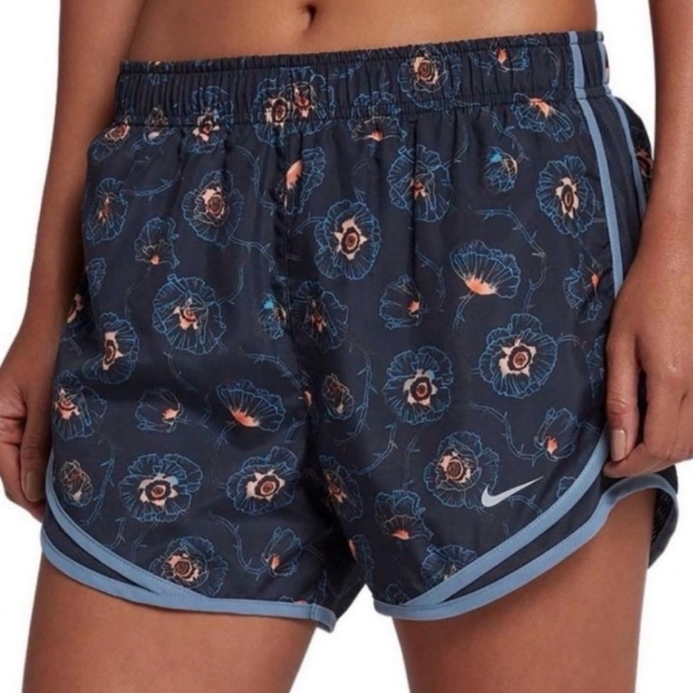 Nike tempo Dri-fit running shorts poppy pattern, size 2X with brief liner